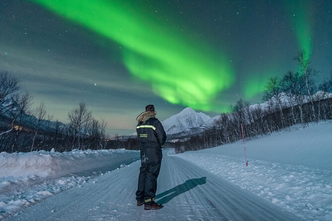 Northern Lights Hunt with The Green Adventure - photos included - Thermal Suits, Photo Opportunities, and Getting the Best Shots
