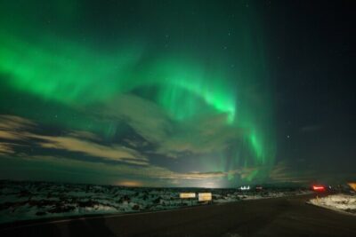 Northern Lights In luxury off-road SUV with Photos and Treats - The 9:00 pm Start and Aurora Basecamp: Why Timing and Location Matter