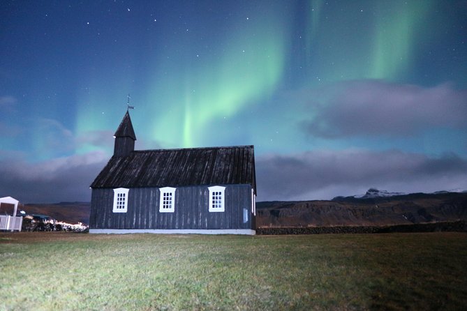 Northern Lights Midnight Adventure Small-Group from Reykjavík - Heated minibus pickup: how the night starts (and why it matters)