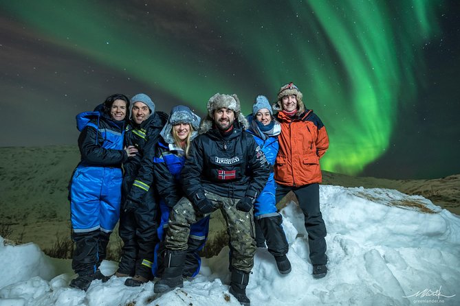 Northern Lights Private tour with your special ones - Greenlander - Warmth and food: dinner, snacks, and coffee/tea keep the night enjoyable