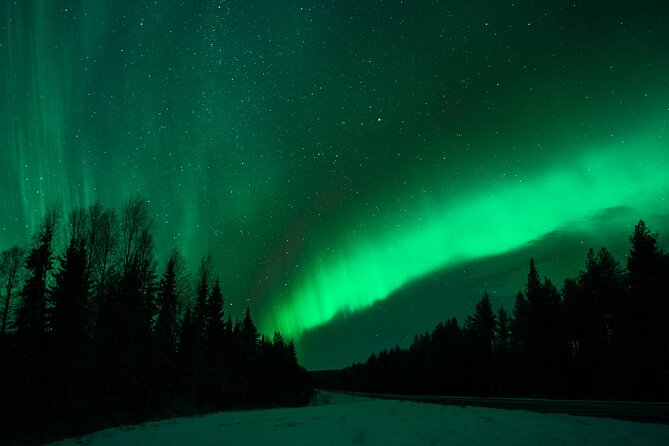 Northern Lights Rovaniemi: Guaranteed Viewing & Unlimited Mileage - Unlimited mileage and time: the real value of the “guaranteed viewing” idea