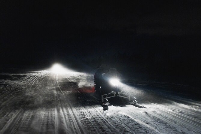Northern lights safari by snowmobile - Rovaniemi at 7:00 pm: the “night ride” reality