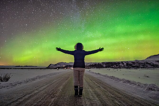 Northern Lights Small Group Tour from Reykjavik - Aurora Photography Help and the Real-Life Perks