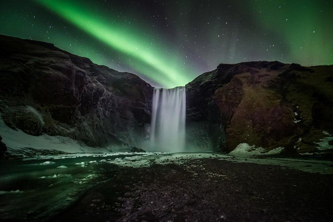 Northern Lights Small Group Tour from Reykjavik with Free Photos - Should you book this Reykjavik Northern Lights photography tour?