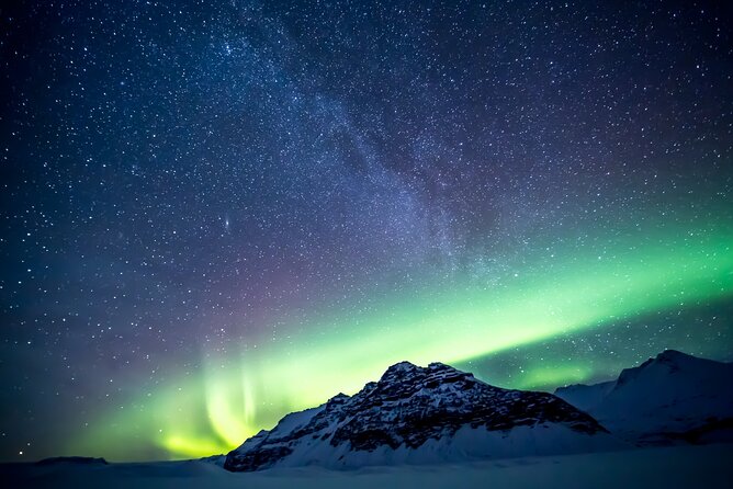 Northern Lights Small-Group Tour with Free Photos & Hot Chocolate - Guides, Chasing, and That “We Kept Going” Momentum