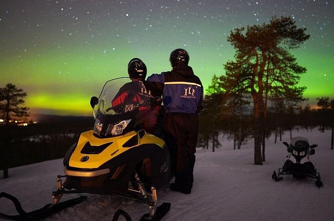 Northern Lights Snowmobile Hunt - Who this snowmobile aurora hunt is best for