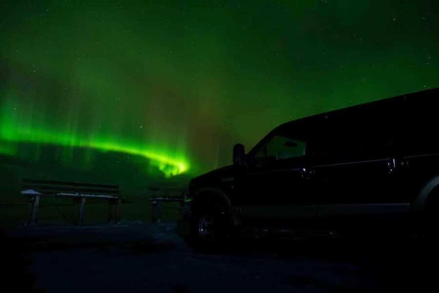 Northern Lights & Stargazing Jeep Tour - A Night Drive From Reykjavik to Aurora Country
