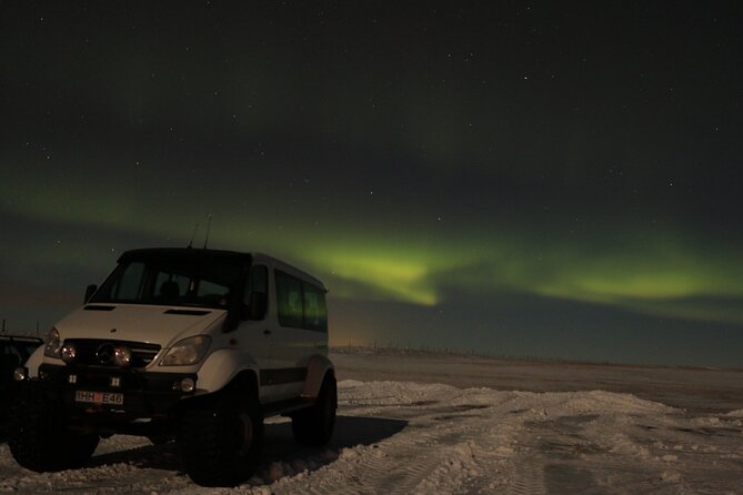 Northern Lights Super Jeep Guided Tour with Hot Drink & Snack - Key highlights to know before you go