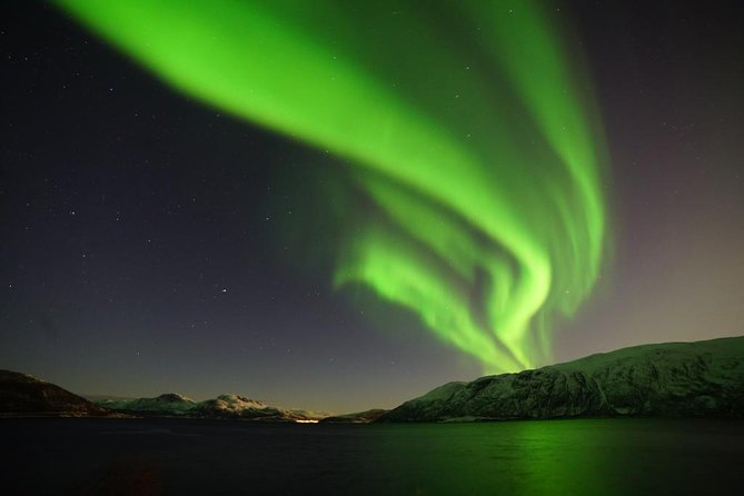 Northern lights - TeslaX Ecofriendly Car - Touring Tromsø for the Northern Lights in a Tesla Model X