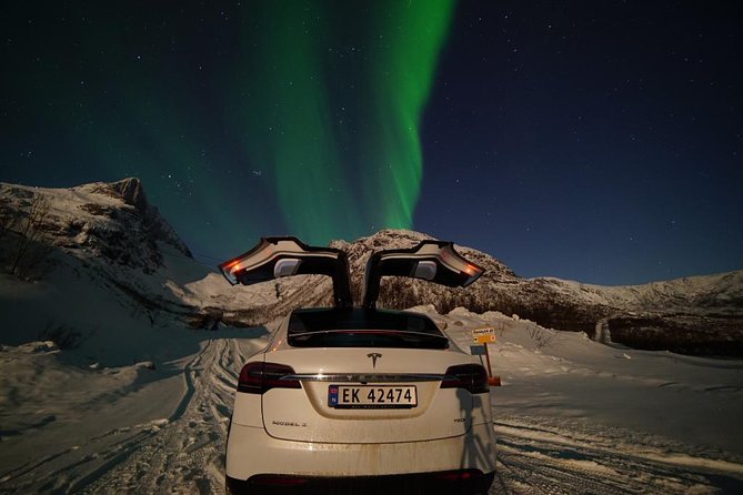 Northern lights - TeslaX Ecofriendly Car - Photo support: what you can count on after the lights