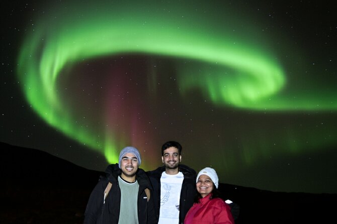 Northern Lights Tour: Cozy Night Adventure with Hot Chocolate - Pickup in Reykjavik: Finding the Bus Stop Without a Headache