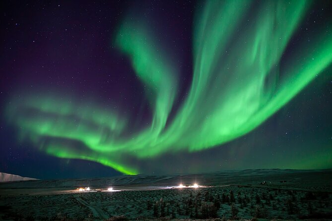 Northern Lights Tour from Husavik - Small group comfort: what max 8 travelers changes