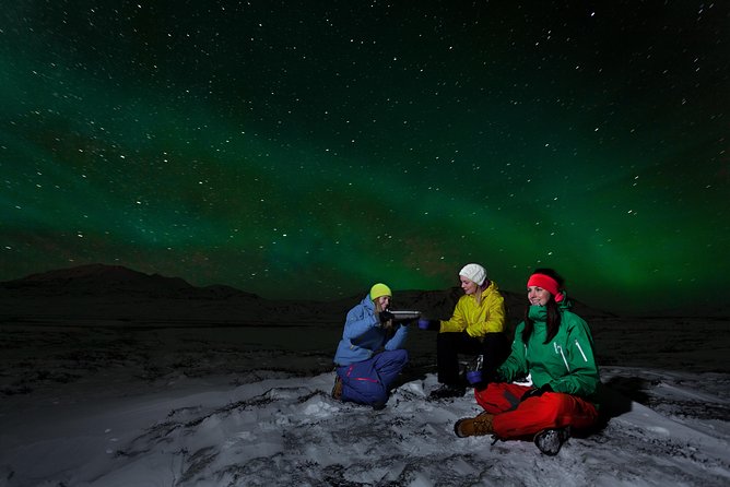 Northern Lights Tour from Reykjavik in a Super Jeep - Group size and “super jeep” reality checks