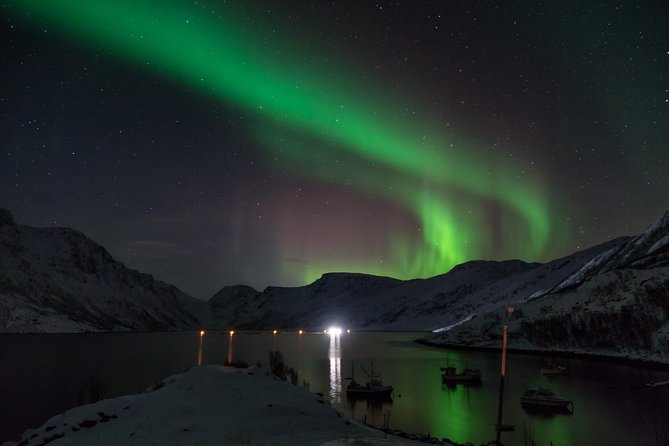 Northern Lights tour with Alta Adventure - Staying warm on the move: hot drinks, snacks, and borrowed gear
