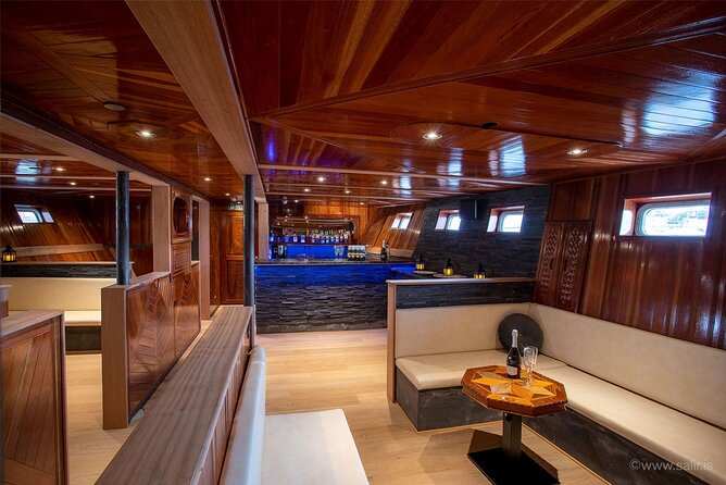 Northern Lights Yacht Cruise in Reykjavik - My Bottom-Line Take: Should You Book This Northern Lights Yacht Cruise?