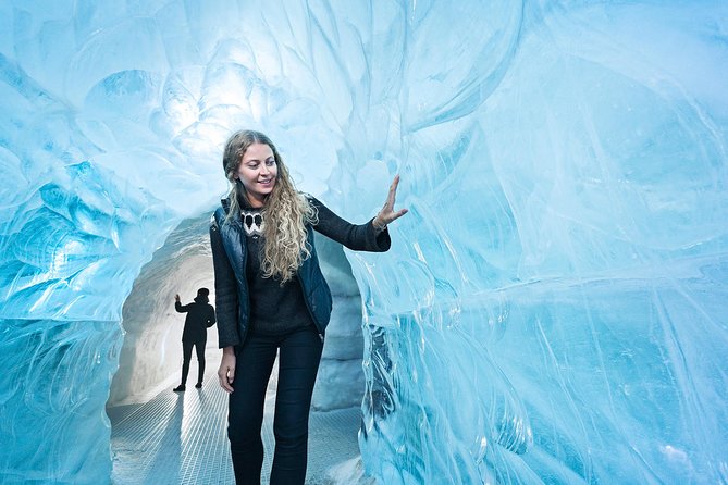 Perlan - Wonders of Iceland Experience - Áróra Northern Lights planetarium: science, mood, and a clear pacing win