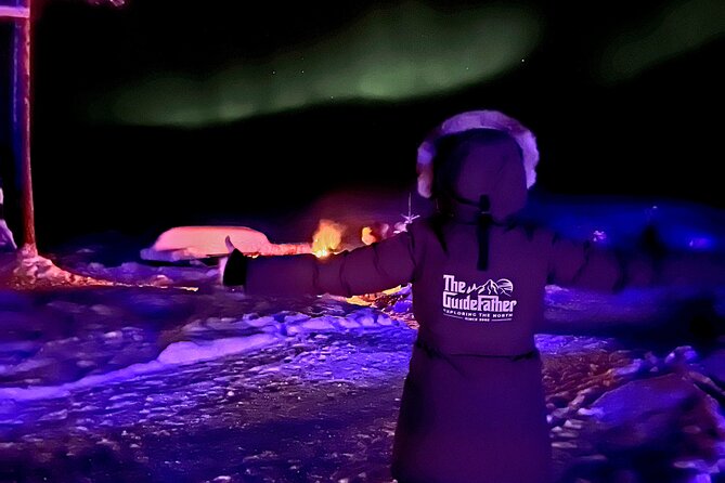 PRIVATE Northern Lights Adventure - Aurora basics the guide will help you with