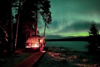 Private Northern Lights Expedition by Lapland's Experienced Team - Your VIP Pickup: Comfort First in the Arctic Dark