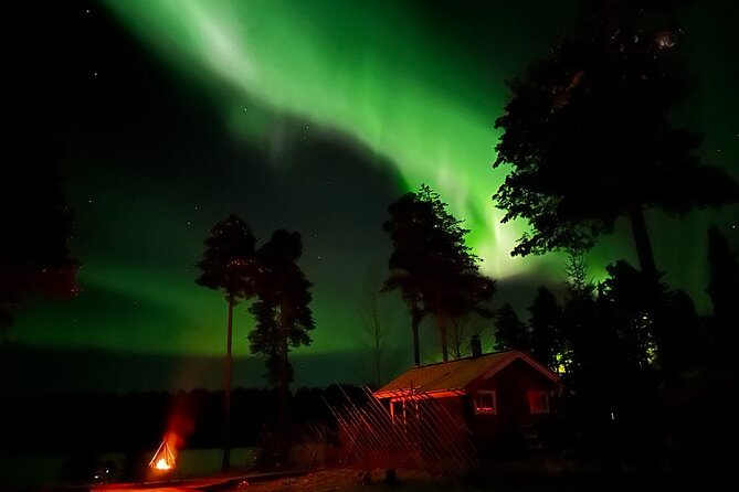 Private Northern Lights Expedition by Lapland's Experienced Team - Price, Value, and the Private-Group Advantage