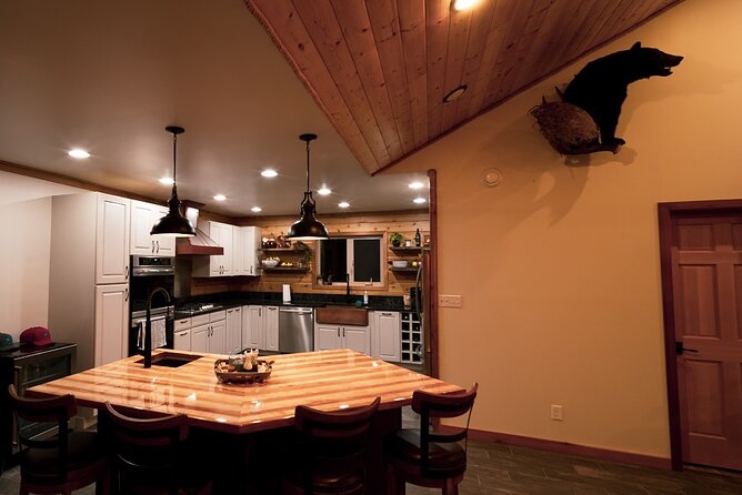 Private Northern Lights Lodge & Chase – Fairbanks - Your Group Setup: Private Pickup, Private Space, Your Pace