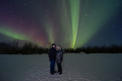 Private Northern Lights Lodge & Chase – Fairbanks - The Wilderness Lodge Stop: Warm Cedar Cabin Under the Dark Sky