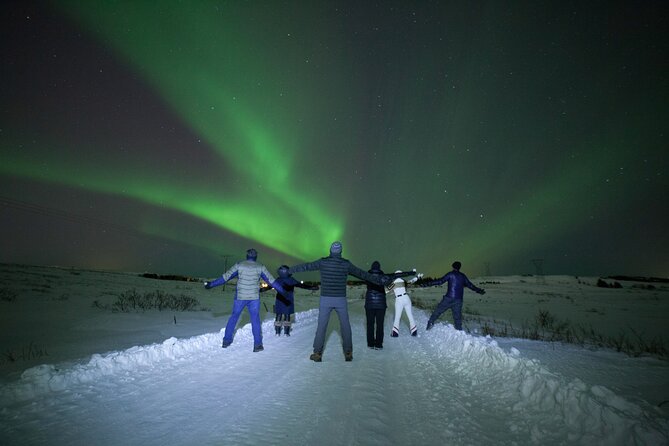 Private Northern Lights Tour - What You’re Really Paying For in This Reykjavik Aurora Tour