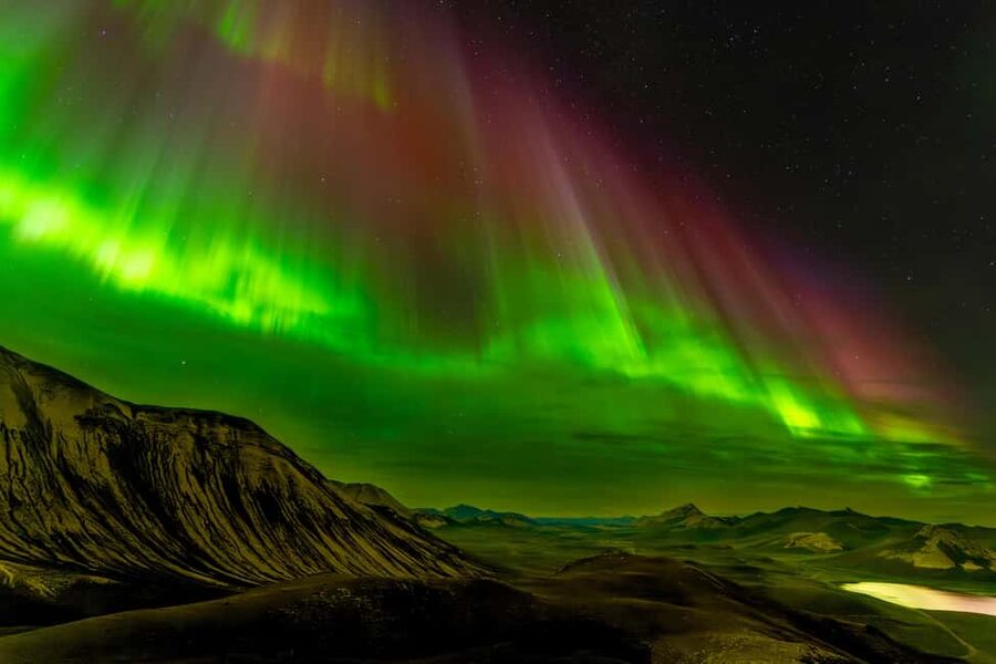 Reykjavik: Aurora Small Group 4x4 Northern Lights Adventure - Aurora Science and Stories With Your Local English-Speaking Guide
