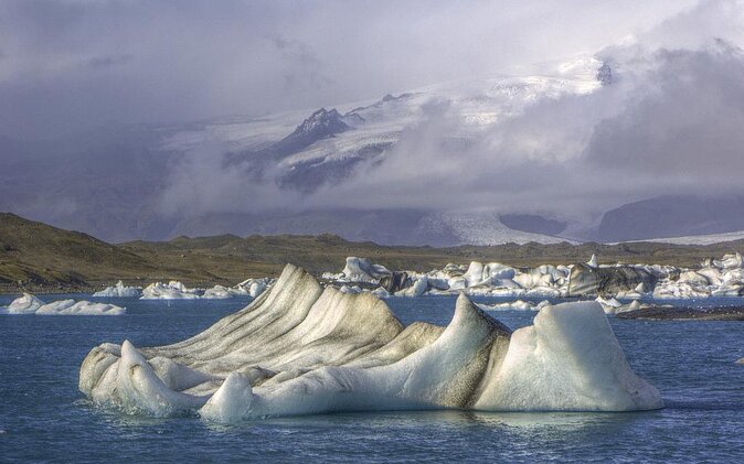 Reykjavik: Glacier Lagoon & Fjaðrárgjúfur Canyon Small-Group Tour - Why This South Coast Tour Feels Effortless From Reykjavik