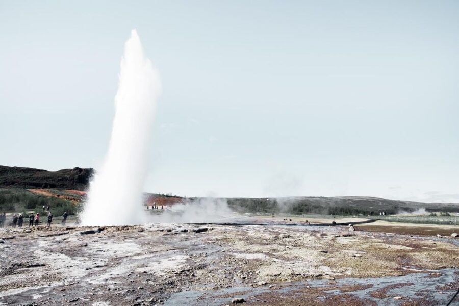 Reykjavík: Golden Circle, Blue Lagoon, and Aurora Tour - Practical tips to make this tour feel enjoyable, not exhausting