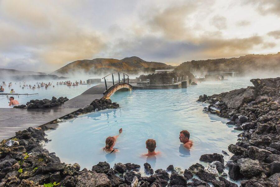 Reykjavík: Golden Circle, Blue Lagoon & Northern Lights Tour - Thingvellir National Park: Where Iceland’s Plates Show Themselves