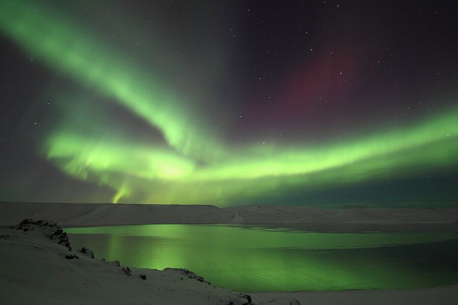 Reykjavik: Golden Circle & Northern Lights 4x4 Tour - Golden Circle by afternoon, Northern Lights by night