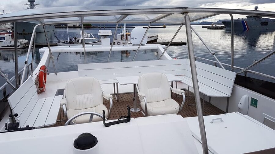 Reykjavík: New Year's Eve Northern Lights Yacht Cruise - Should You Book This New Year’s Eve Yacht Cruise?