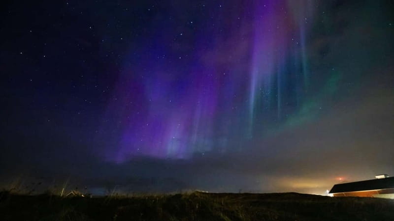 Reykjavik: Northern Lights Adventure Tour with Hot Chocolate - Getting the Science Right: Why the Guide’s Explanation Helps