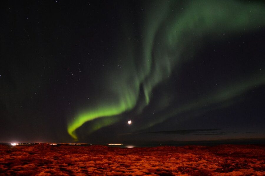 Reykjavik: Northern Lights Motor Yacht Cruise - Chasing the Aurora Borealis Over Faxaflói Bay