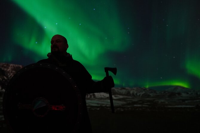 Reykjavik Northern Lights Tour with Pro Aurora Photos Small Group - Key things that make this tour worth your time