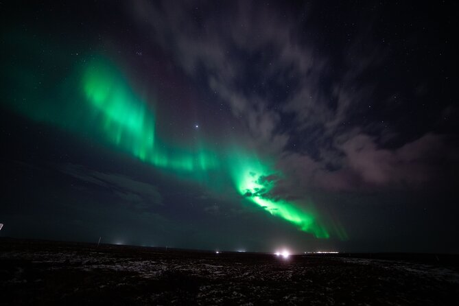 Reykjavik Northern Lights Tour with Professional Photographer - Dressing for the aurora: don’t rely on vibes alone