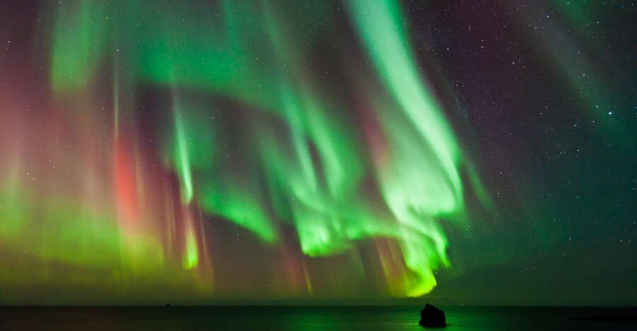 Reykjavik: Premium Northern Lights Tour with Free Photos - A premium Northern Lights hunt that still feels human