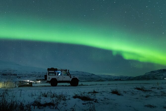 Reykjavik Private Northern Lights Tour with Pro Photographer - What makes this Reykjavik private aurora tour different