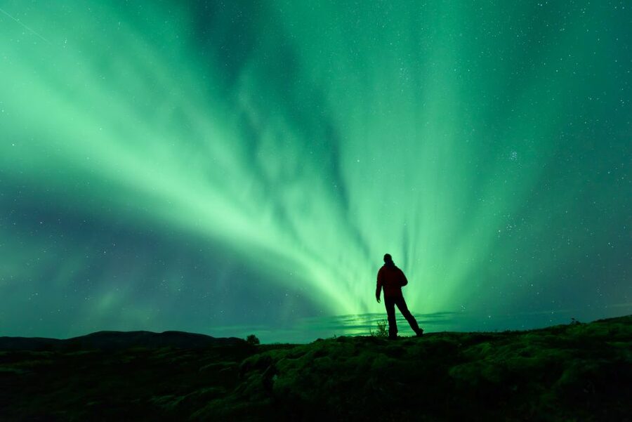Reykjavik: Small Group Northern Lights Tour - Why your guide picks the spot each night