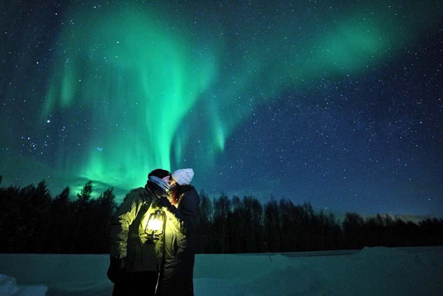 Rovaniemi:%100 Money Back Guarantee Northern Lights Hunting - Who should book this northern lights hunt