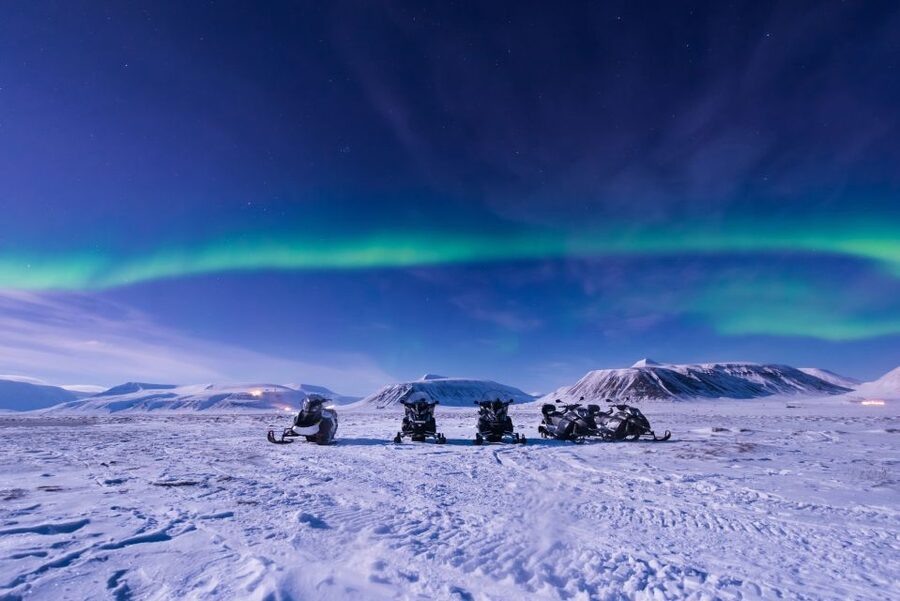 Rovaniemi: Aurora Borealis Snowmobile Safari with Campfire - Why Rovaniemi nights feel different on a snowmobile
