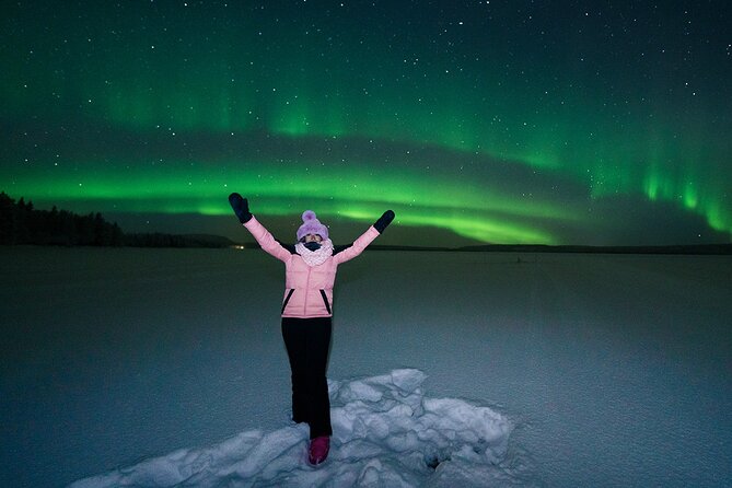 Rovaniemi: Aurora Hunt with Photograph & money back guarantee - Practical expectations: what to bring and how to plan your day
