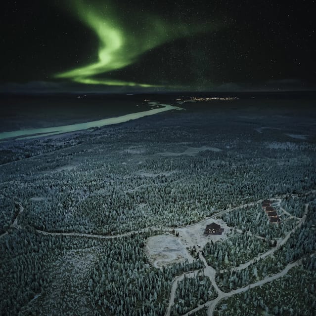 Rovaniemi: Aurora Hunting Tour in the Forest with Hot Drinks - Key things that make this tour work