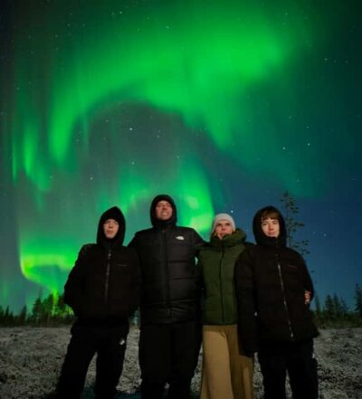 Rovaniemi: Family-Friendly Northern Lights Tour - Pickup and the 2-Hour Game Plan (Why It Works)