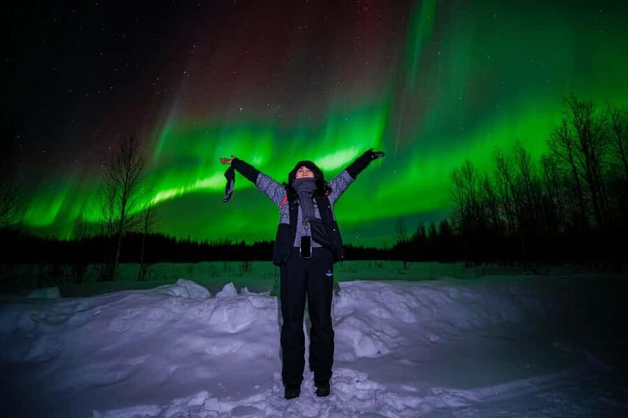 Rovaniemi: Guaranteed Aurora Hunt with Local Guides & Photos - Quick takeaways