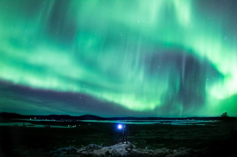 Rovaniemi: Guaranteed Aurora Hunting Tour with Local Guide - The 6-Hour Plan: Pickup, Viewing Time, Photo Stops, and the Cold-Weather Reality