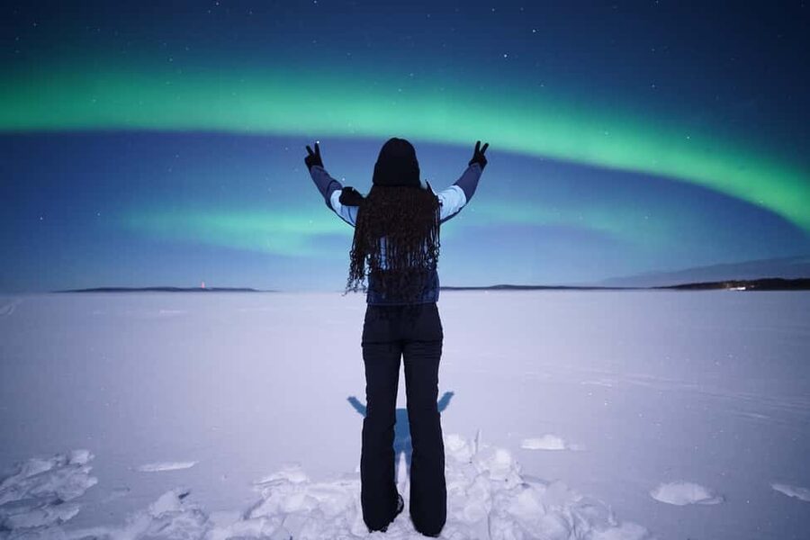 Rovaniemi: Guaranteed Northern Lights Tour with Photos - Guide-led aurora photos: how you get images without rushing
