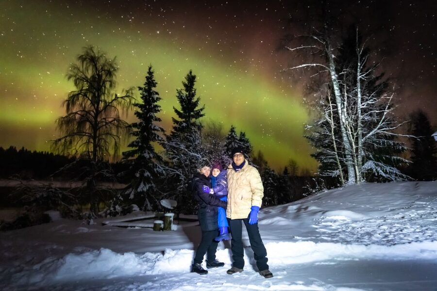 Rovaniemi: Guided Northern Lights Tour - Key things that make this Northern Lights tour work