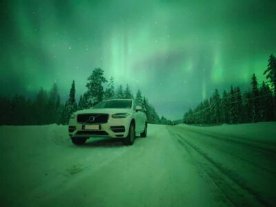 Rovaniemi: Local Guide Guarantee Northern Lights Hunt - Why this aurora hunt feels like a search, not a wait