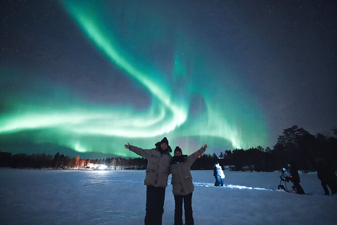 Rovaniemi: Northern Lights Group Tour - Guaranteed View - Warm Drinks, Campfires, and the Photo Workflow
